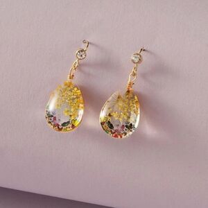 ✨🆕✨ Boho Chic Flower Water Drop Earrings✨